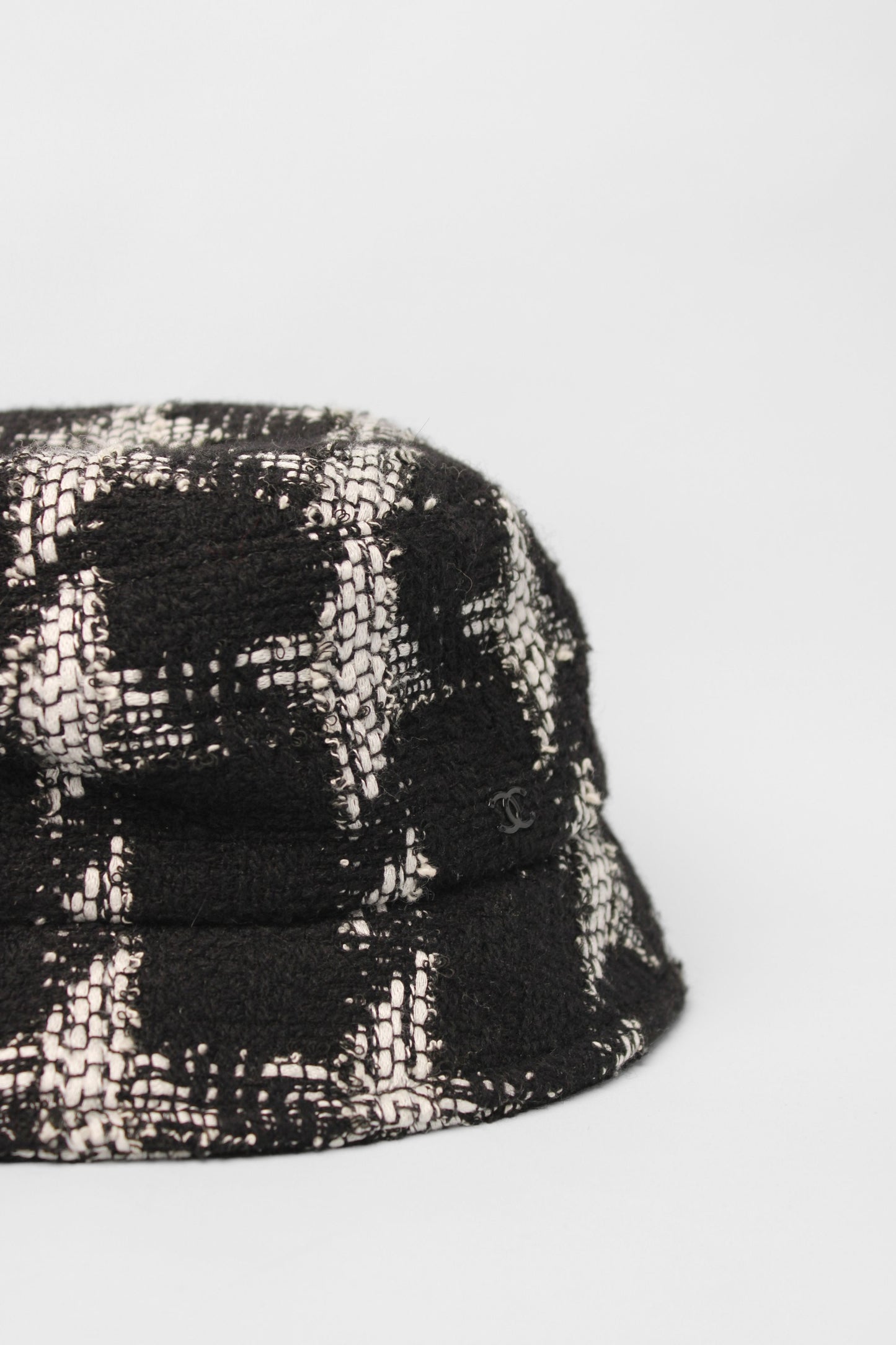 Chanel Black/White Wool Hat Size M