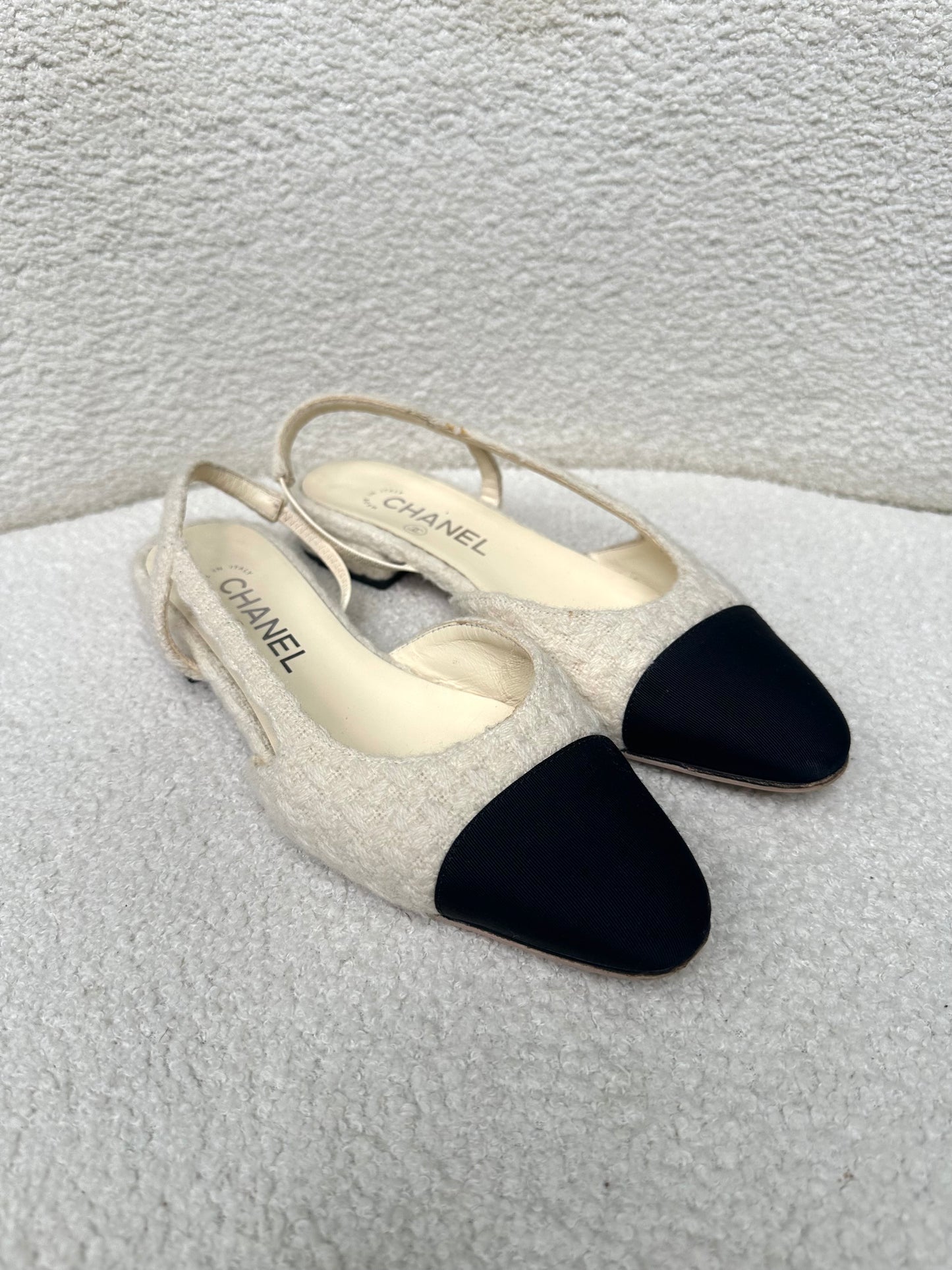 Chanel Cream Tweed Black Toe Flats Size 37