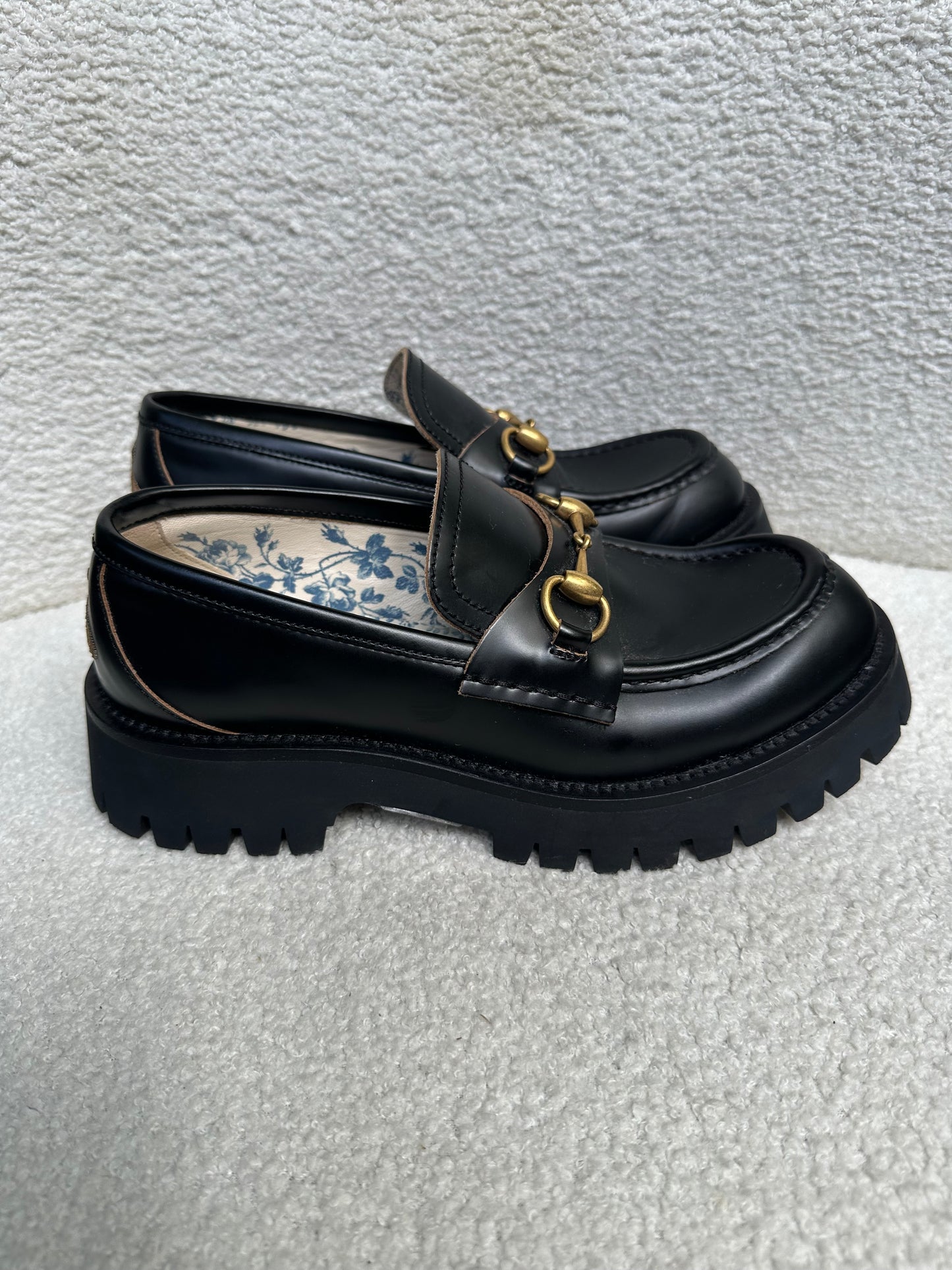 Gucci Black Tractor Loafers Size 38