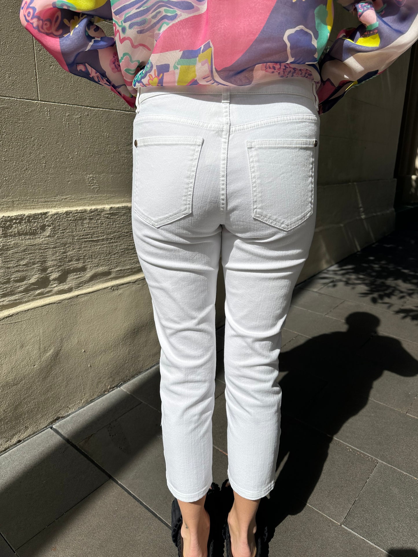 Chanel White Crop Jean Size 40