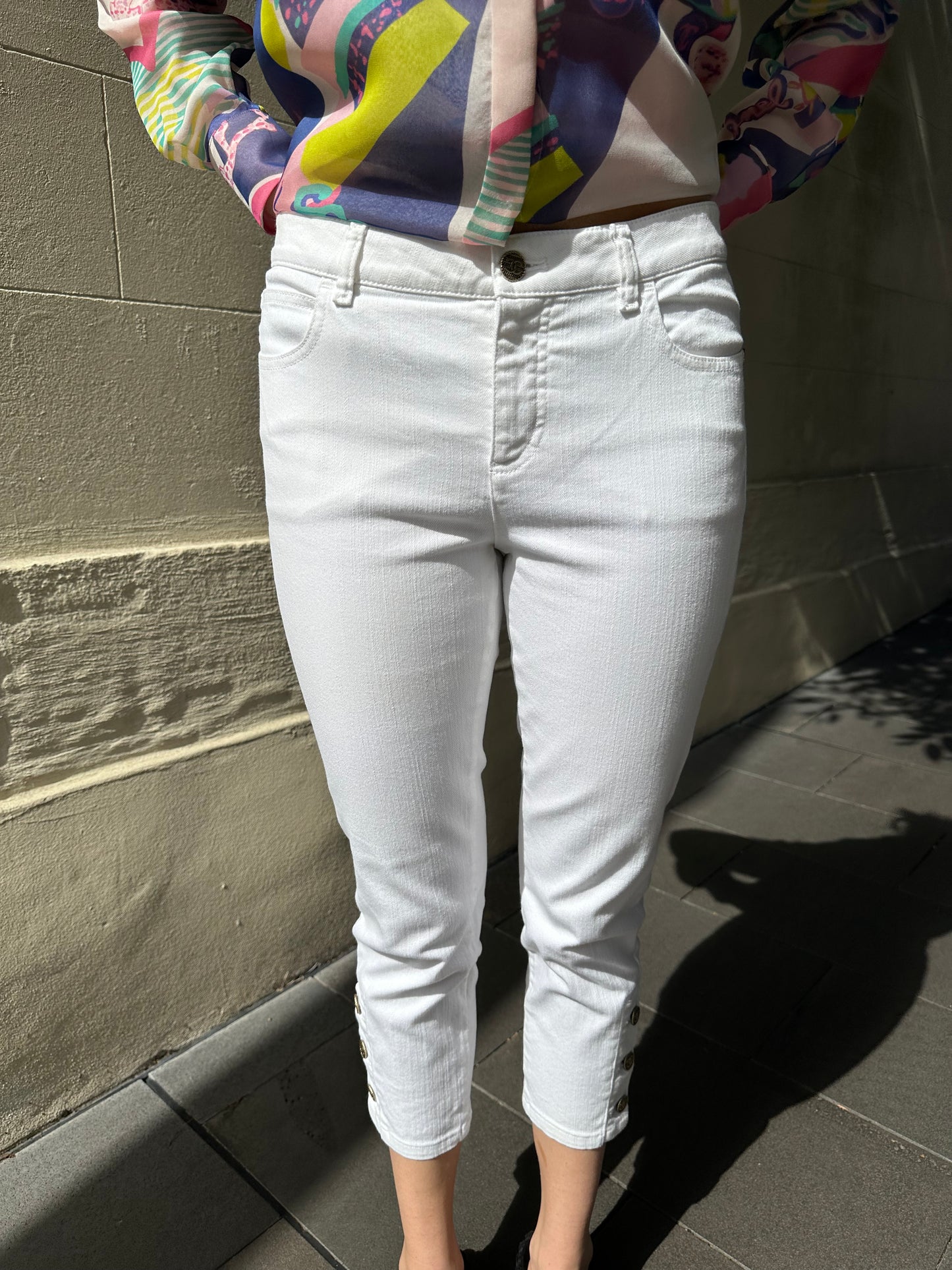 Chanel White Crop Jean Size 40