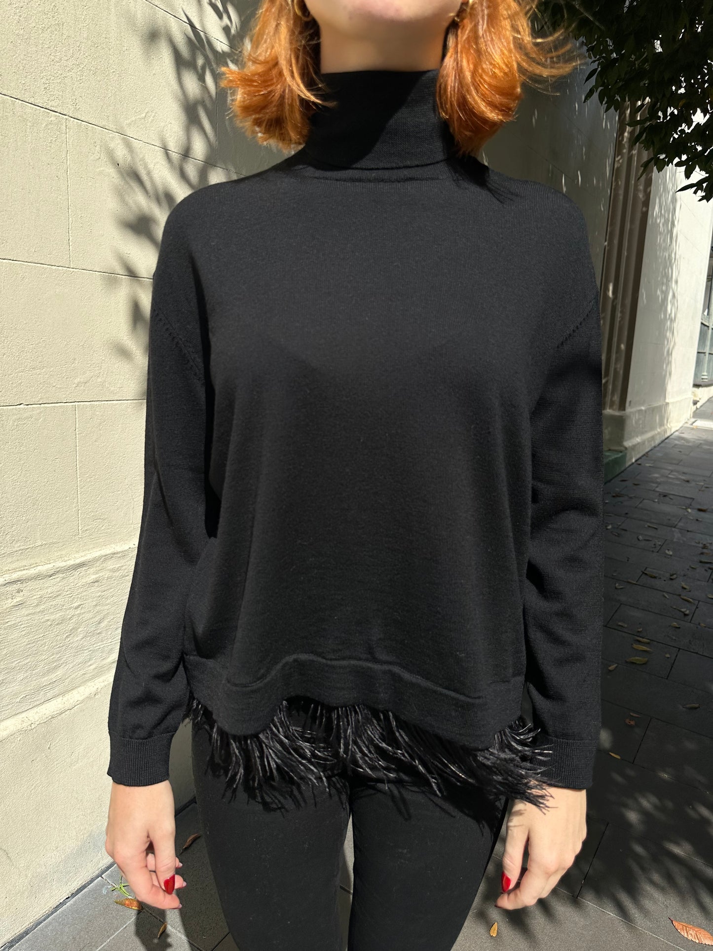 PAROSH Black Trim Knit Size M