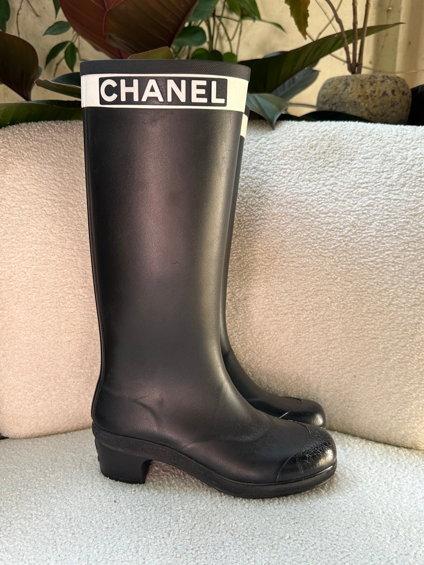 Chanel Logo Gumboots Size 40
