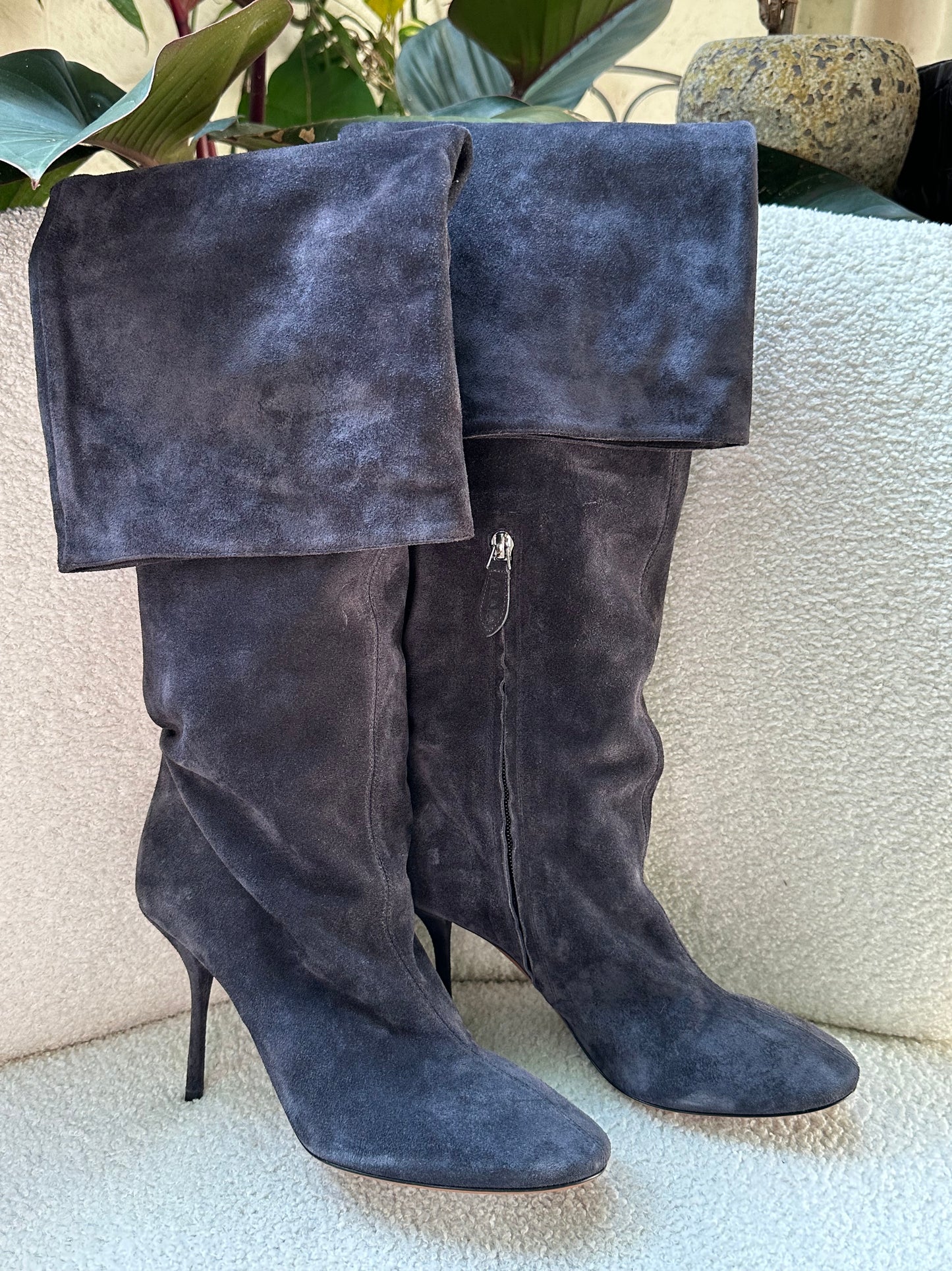 Alaia Grey Suede Knee High Boots Size 40