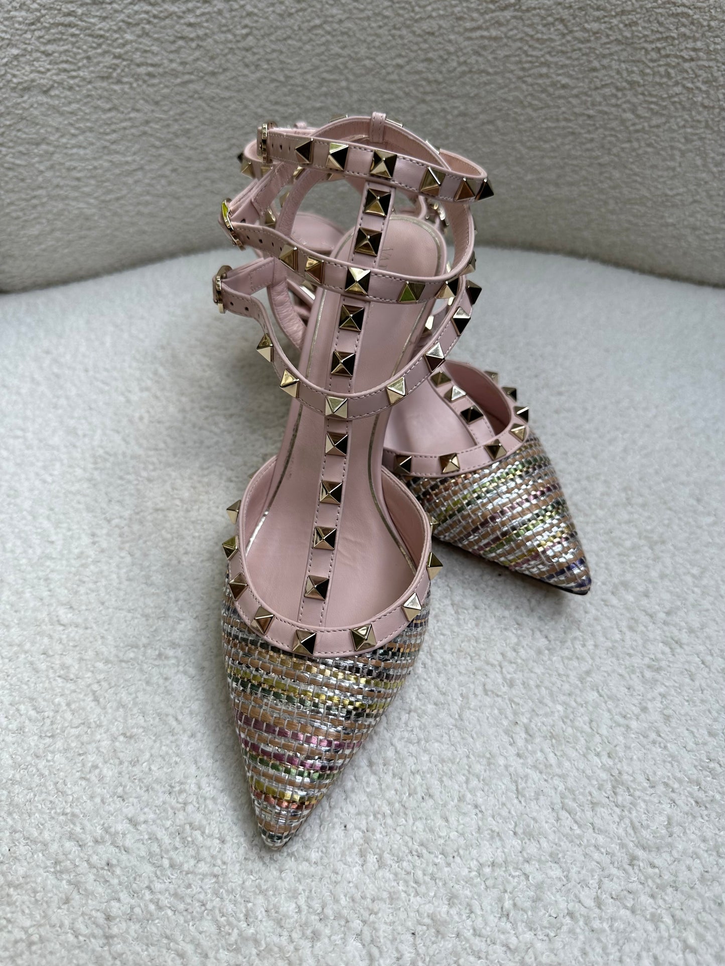 Valentino Rockstud Raffia Pumps Size 38.5