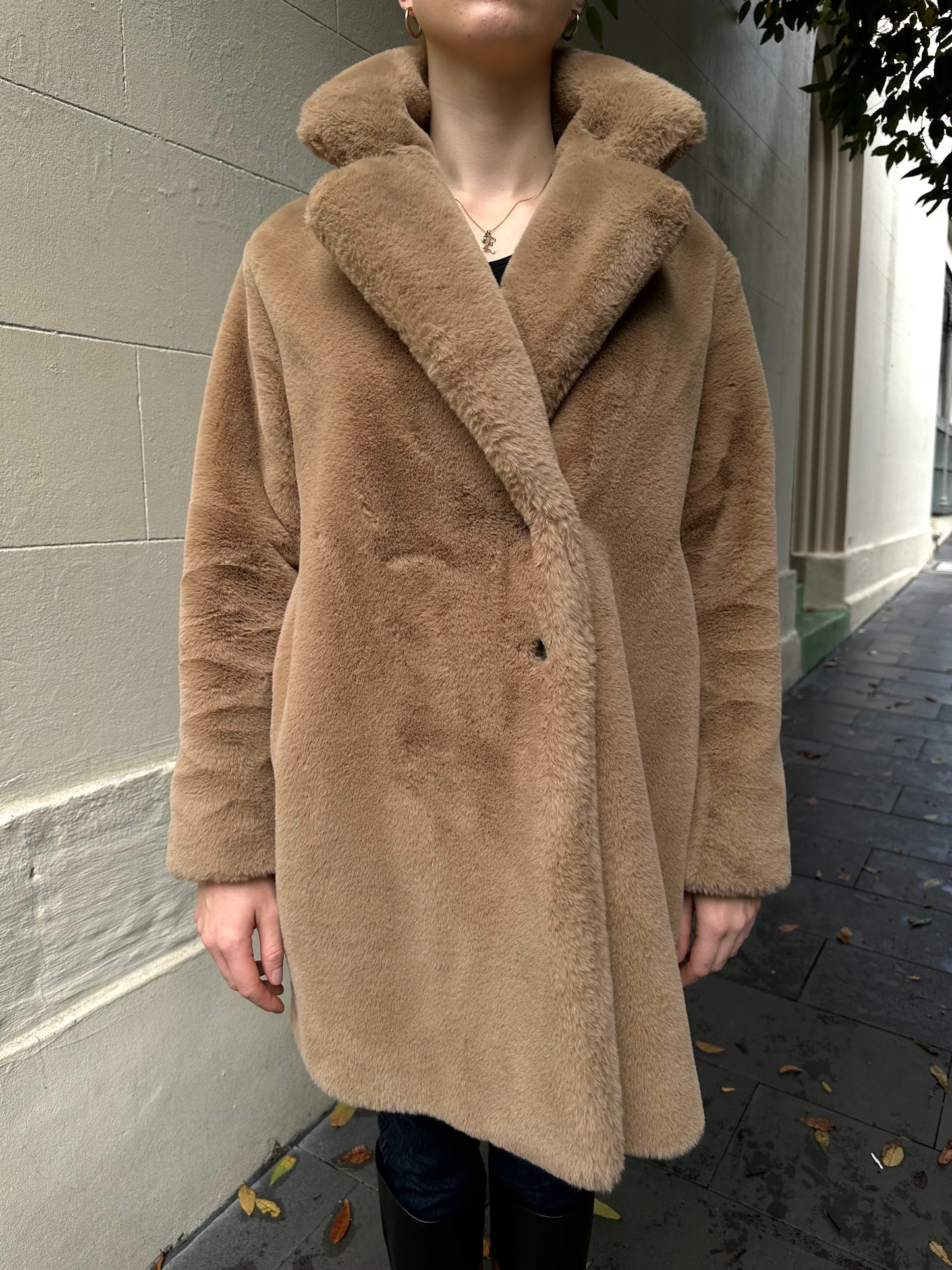 Boss Camel Teddy Coat Size 44