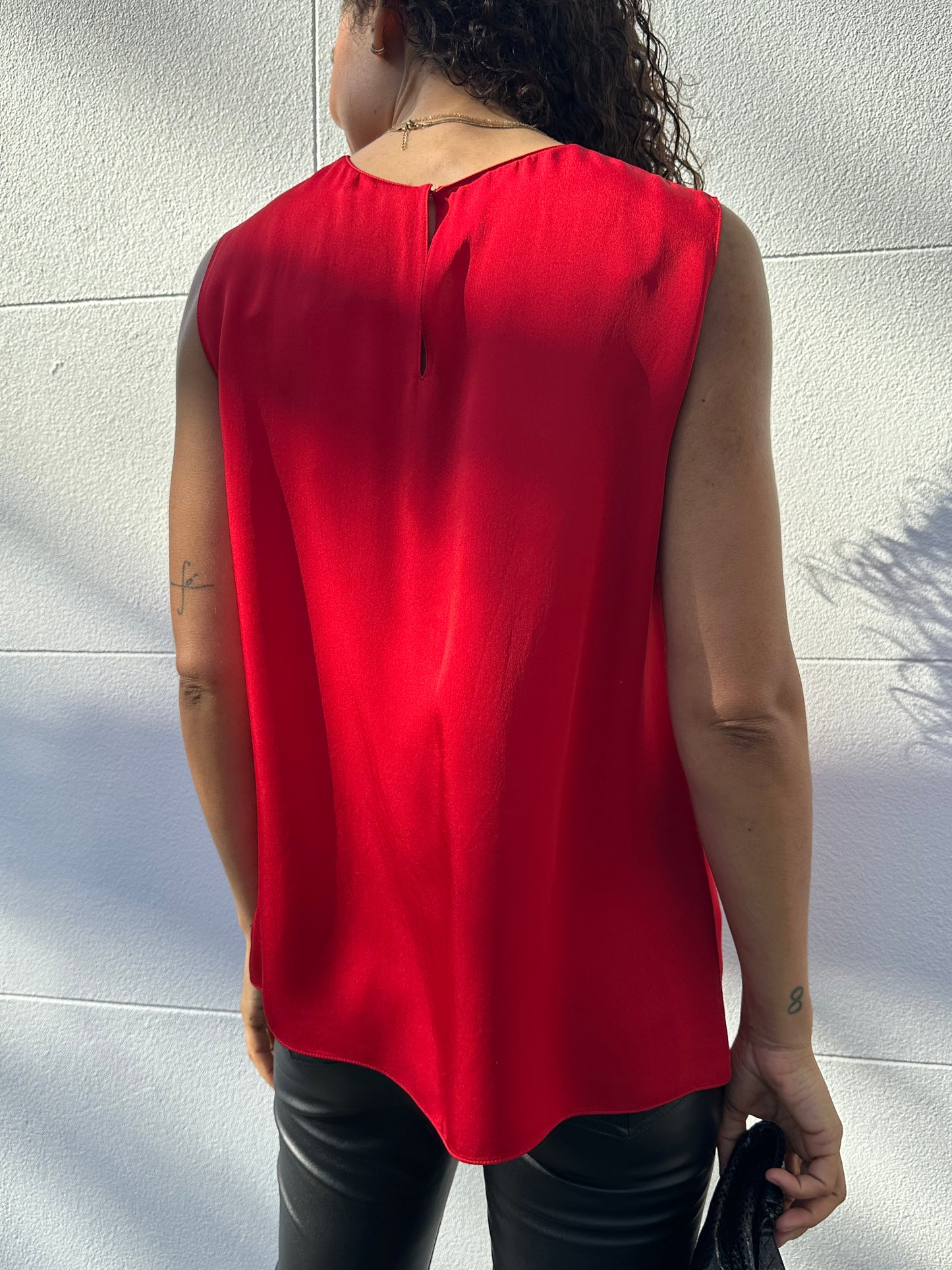 Theory Red Silk Top Size L