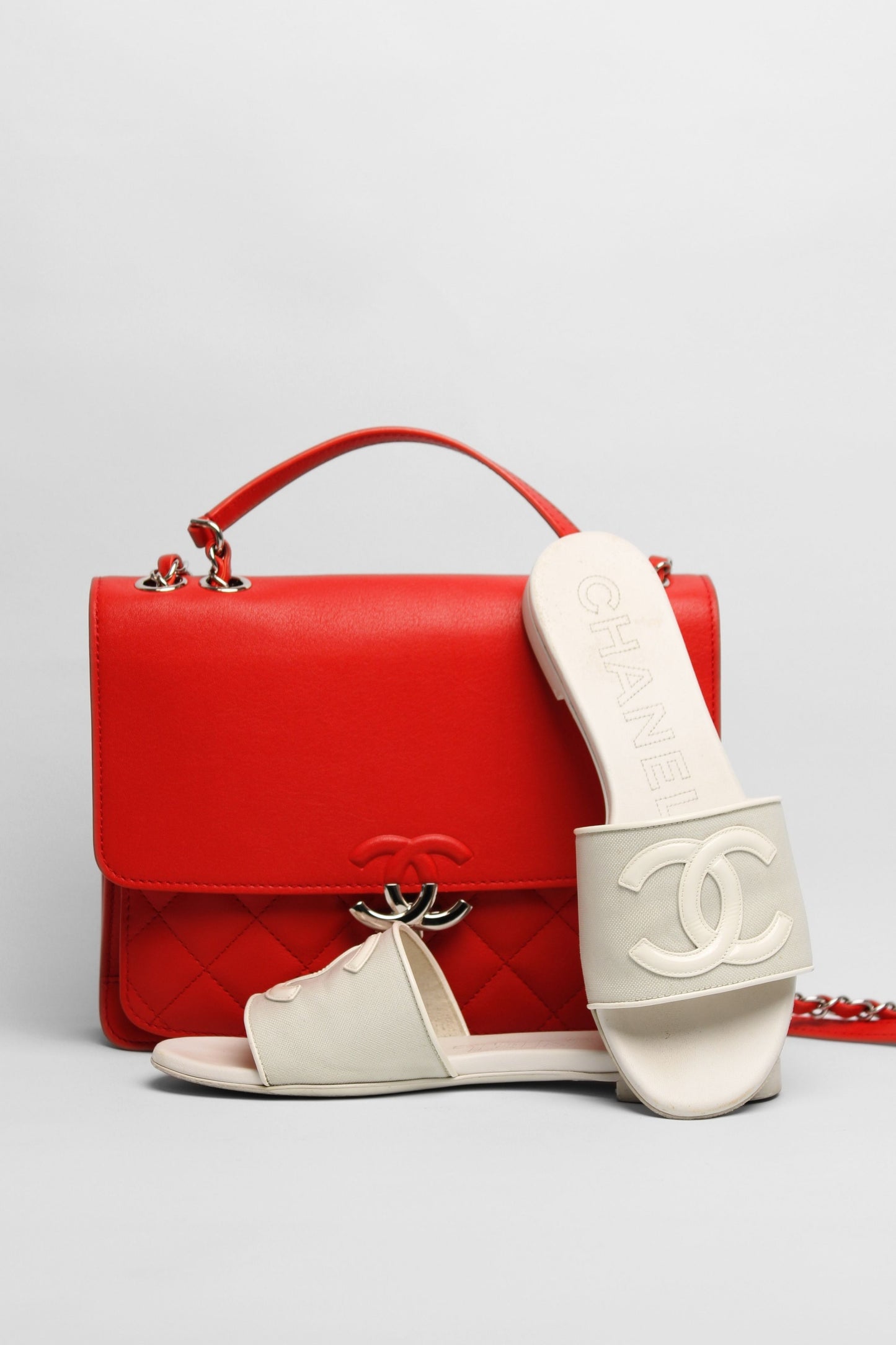 Chanel White CC Sandals Size 35.5