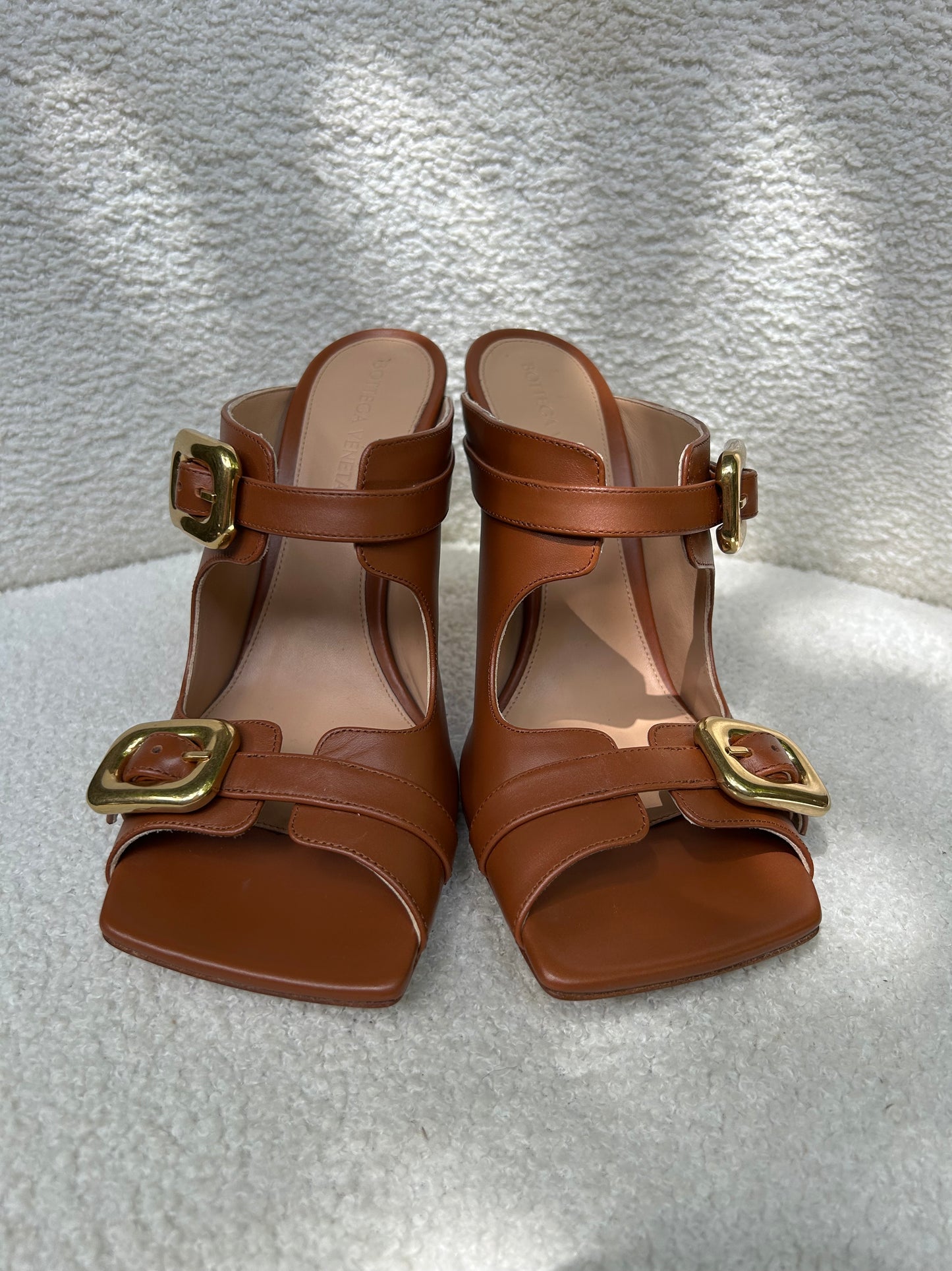 Bottega Veneta Tan Heels Size 38