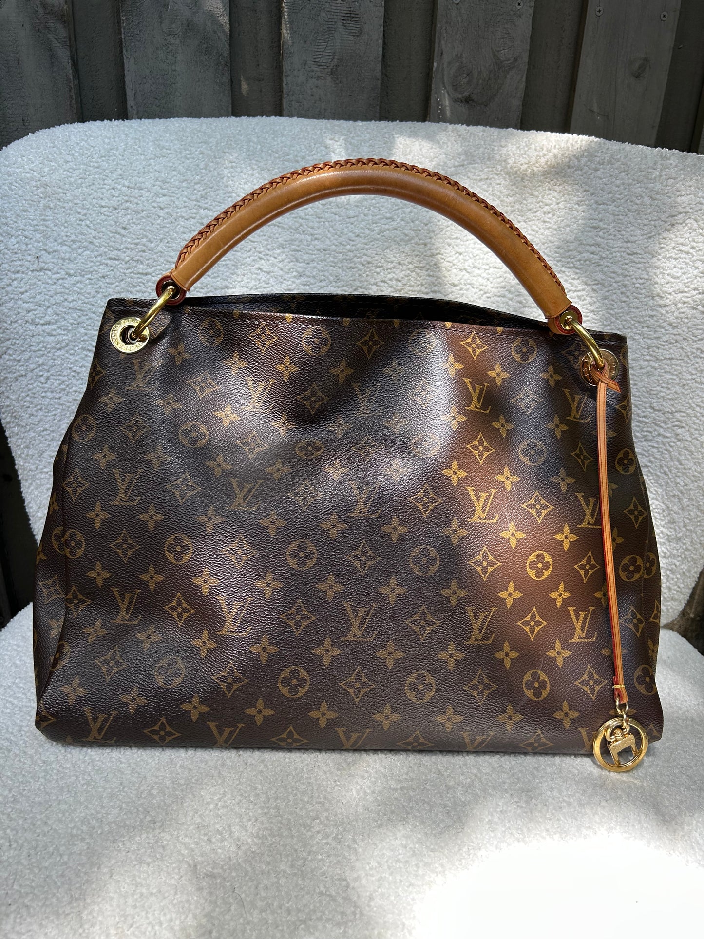 Louis Vuitton Atlas Monogram Bag