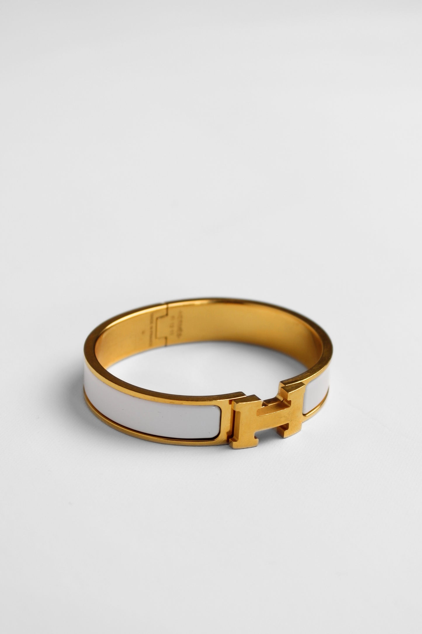 Hermes White Enamel Clic Clac bangle