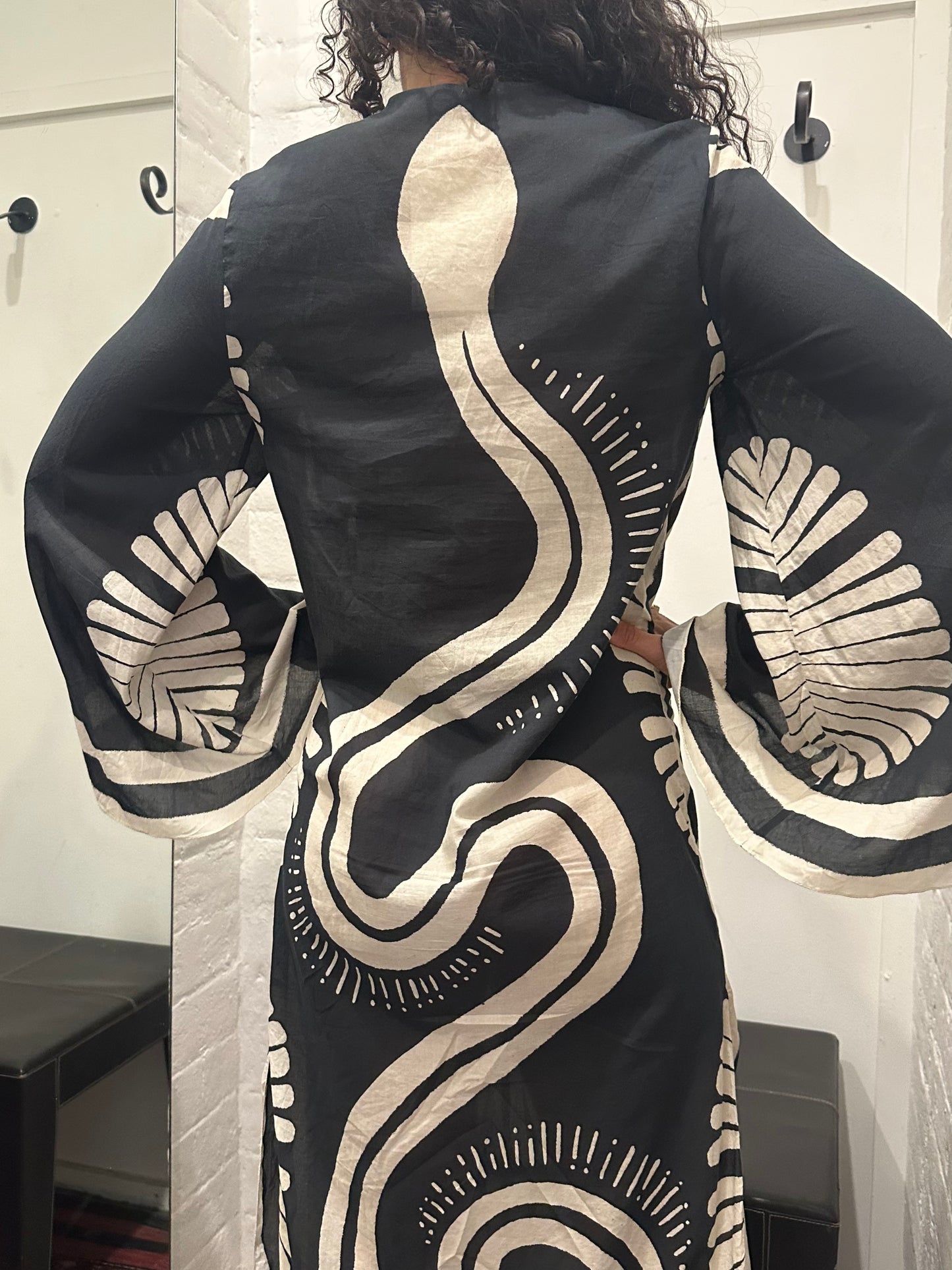 Johanna Ortiz Black and White Kaftan Size 2