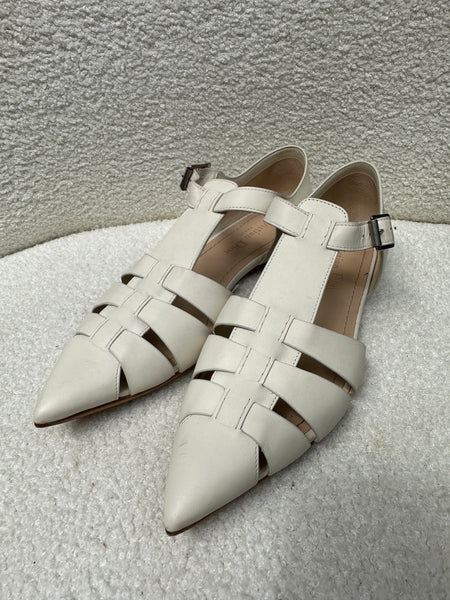 Christian Dior Cream Leather Flats Size 35.5