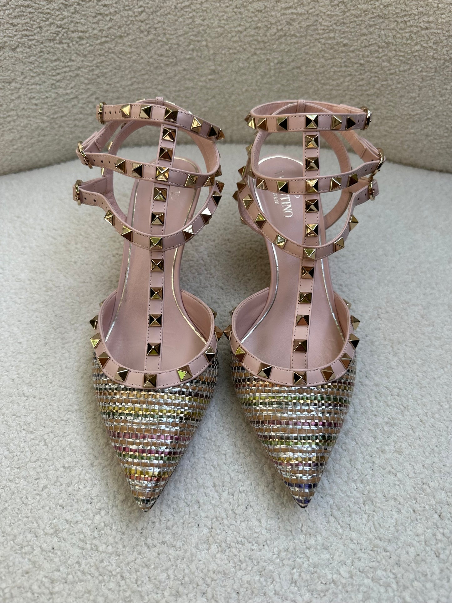 Valentino Rockstud Raffia Pumps Size 38.5