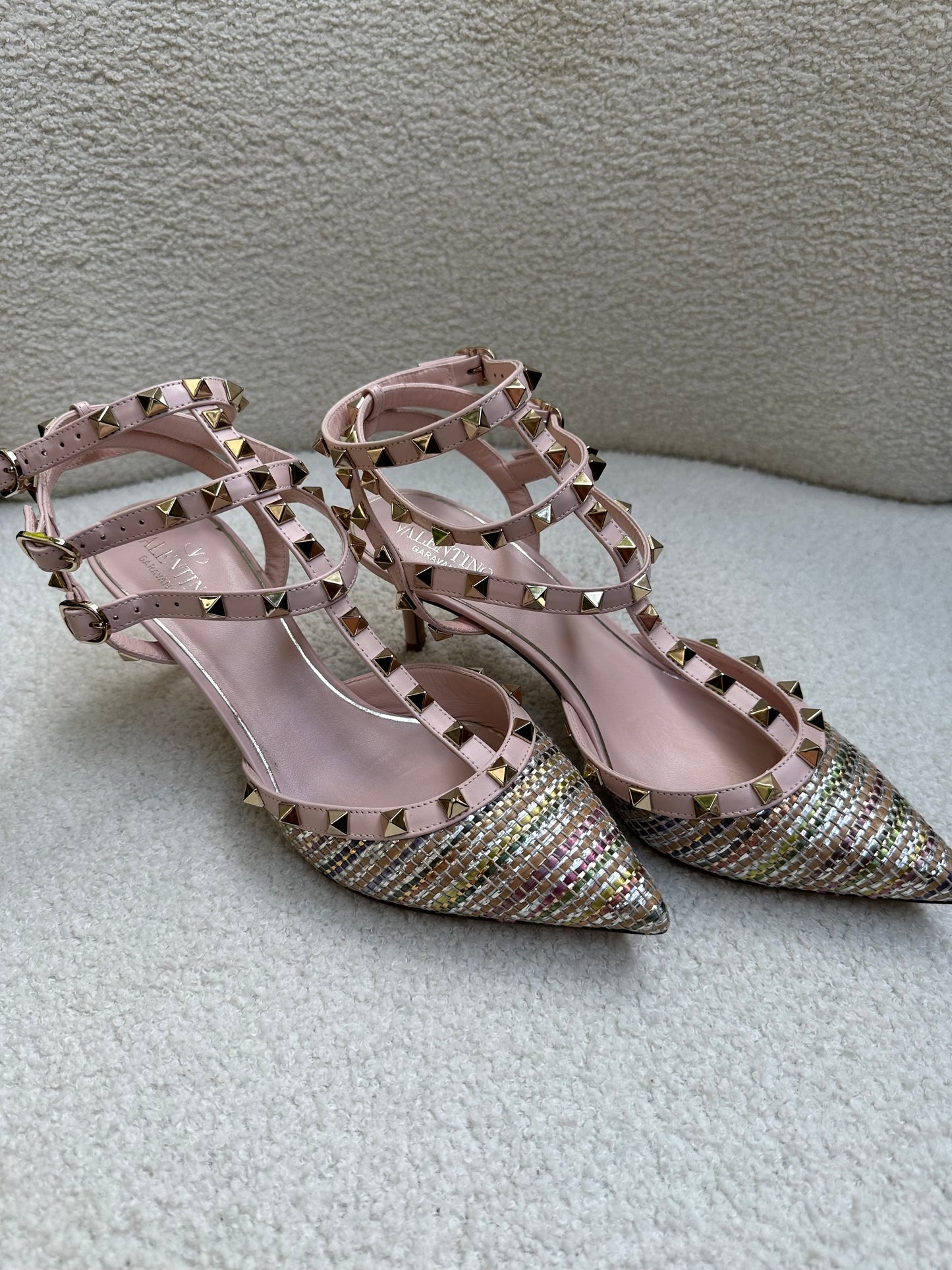 Valentino Rockstud Raffia Pumps Size 38.5
