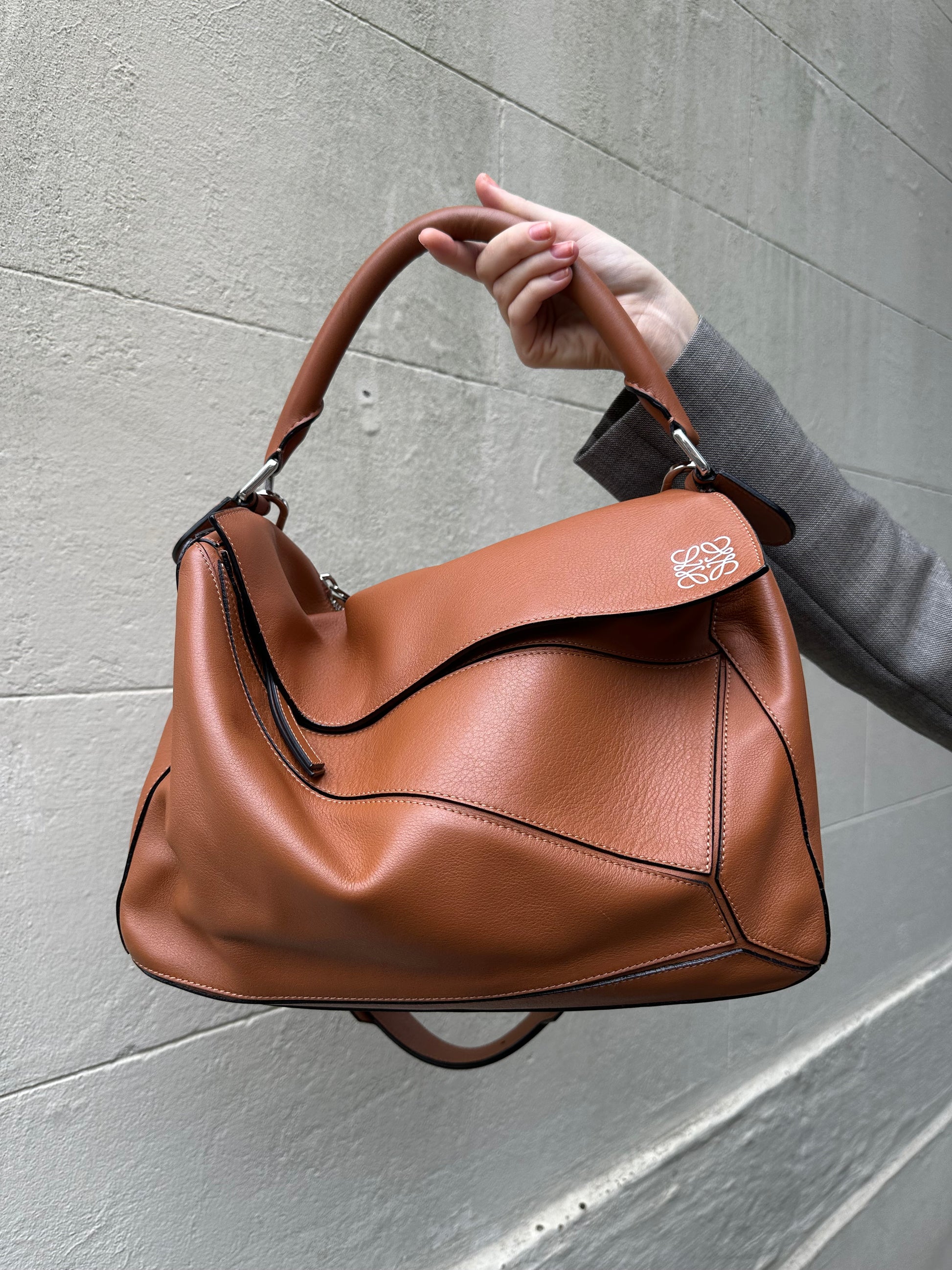 Loewe Tan Puzzle Bag large size