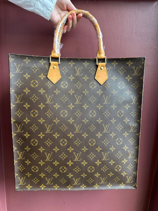 Louis Vuitton Monogram Sac Plat Tote Bag