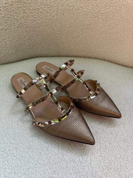 Valentino Gold Rockstud Slides Size 40.5