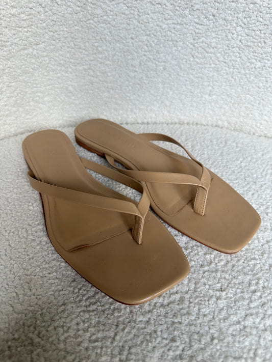 Studio Amelia Sand Sandals Size 38