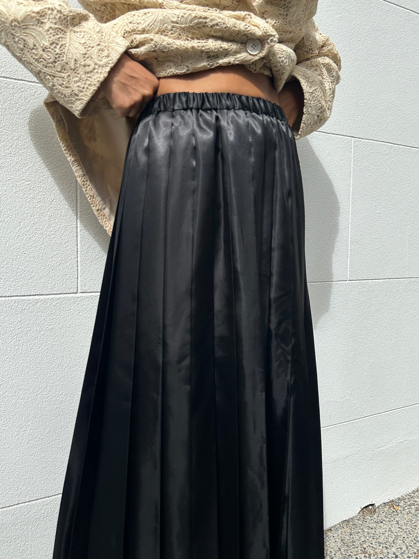 Junya Watanabe Black Pleat Skirt Size M