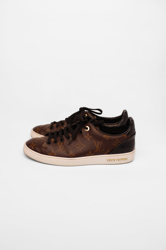 Louis Vuitton Monogram Sneaker Size 38