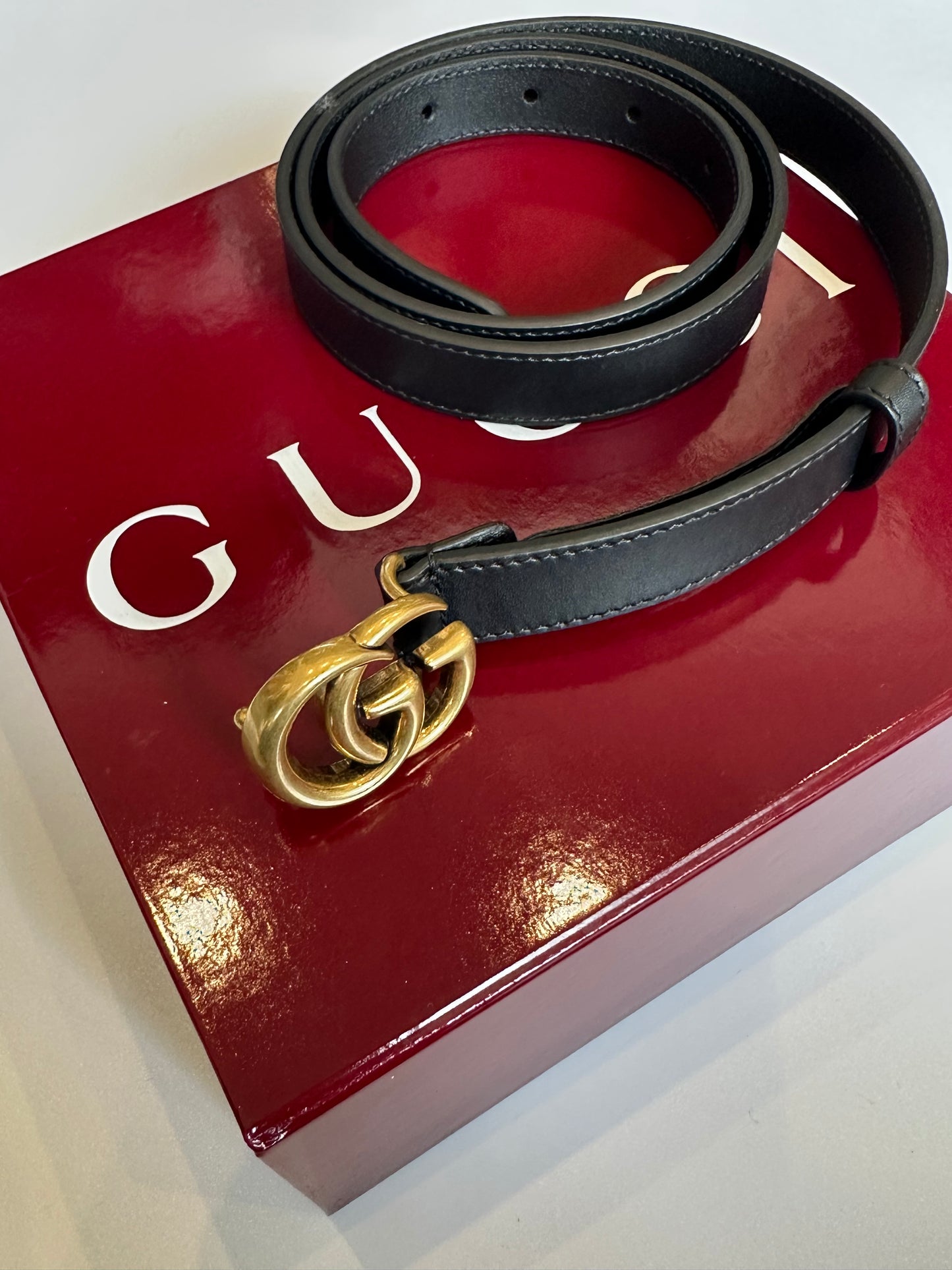 Gucci black thin belt