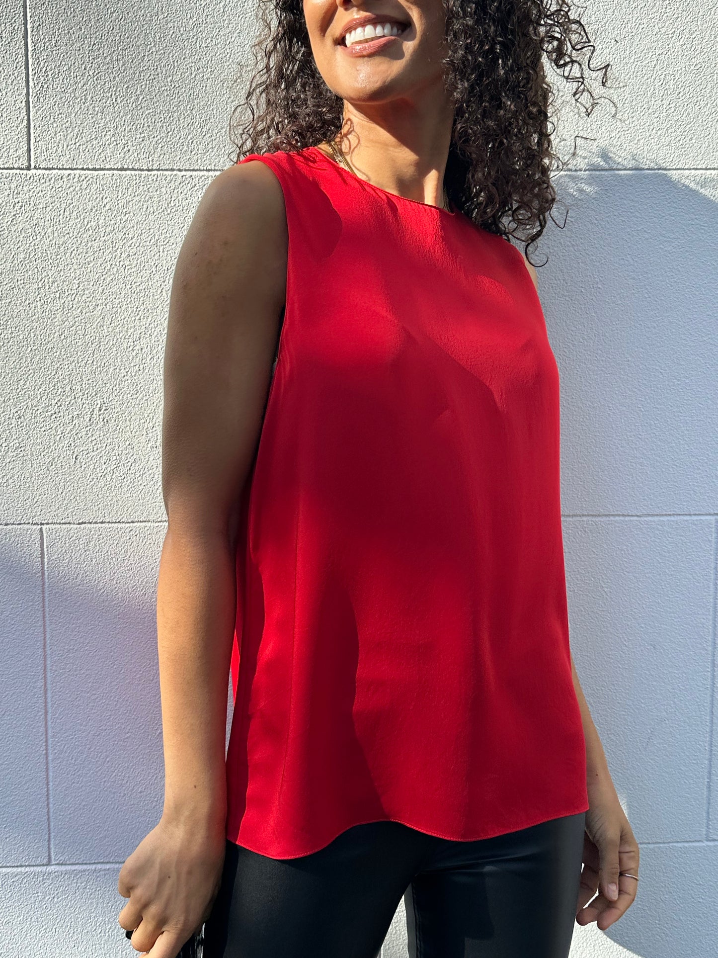 Theory Red Silk Top Size L