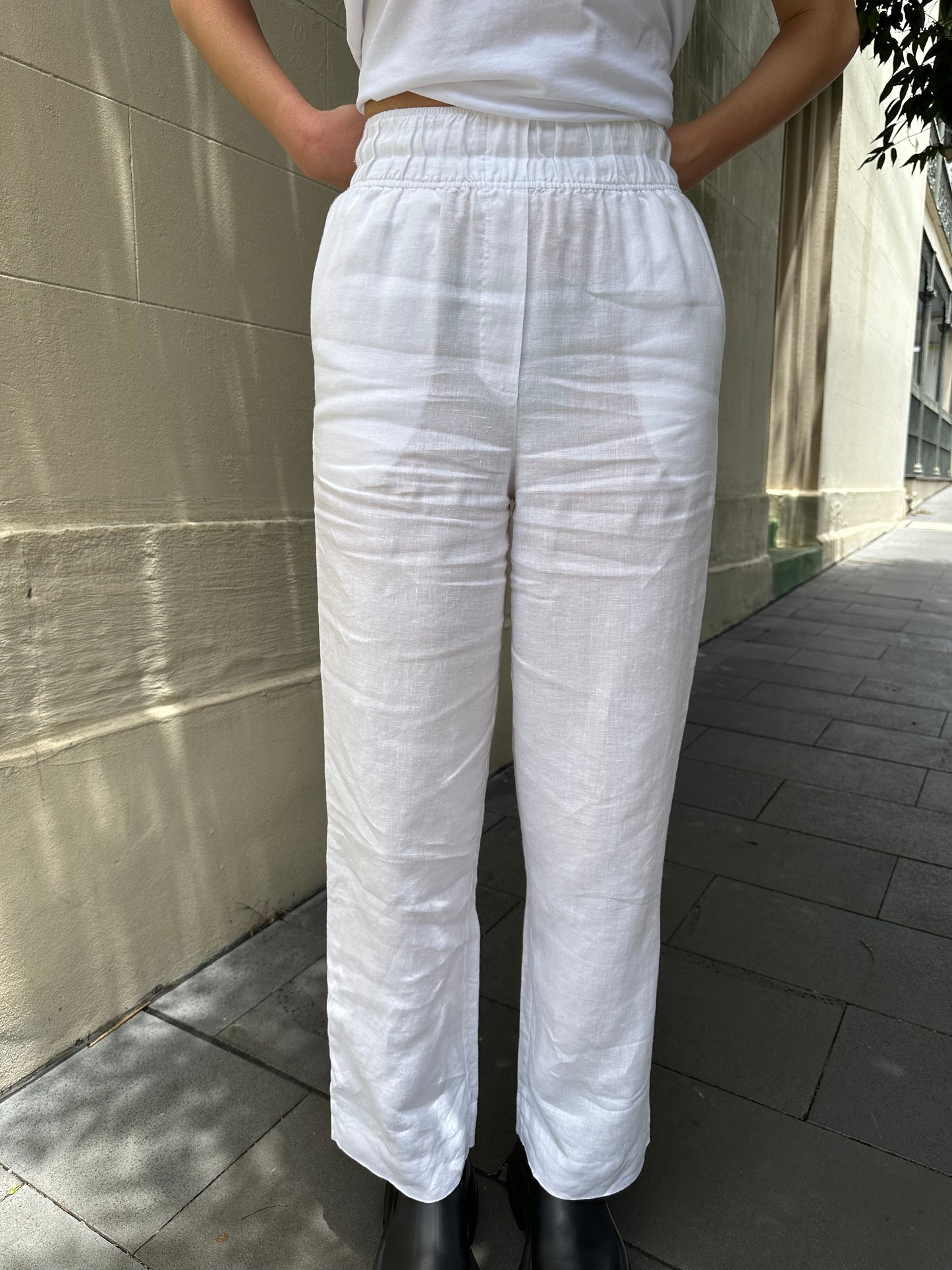 Jac + Jack White Linen Pants Size 6