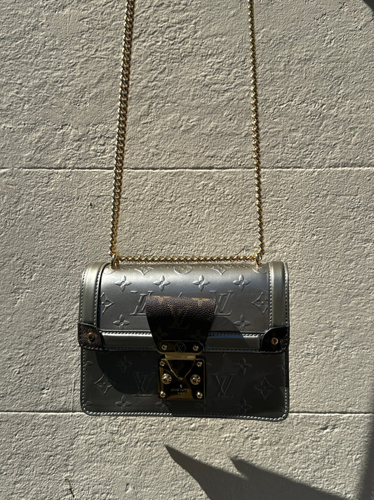 Louis Vuitton Wynwood Grey Vernis Bag