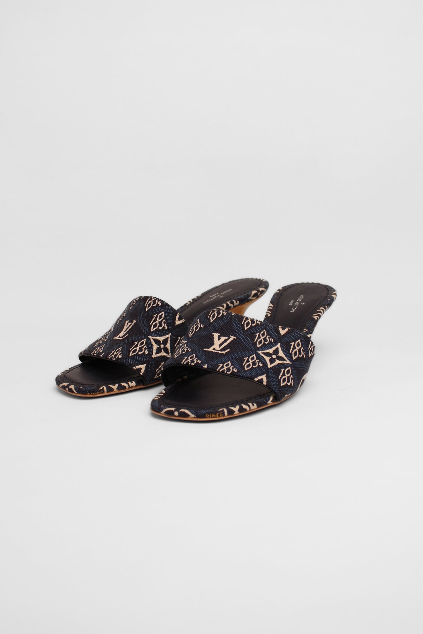 Lous Vuitton denim logo mules Size 36